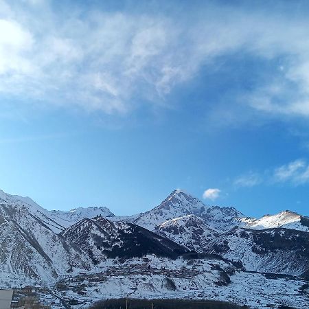 Guest House Sunset Kazbegi Eksteriør bilde