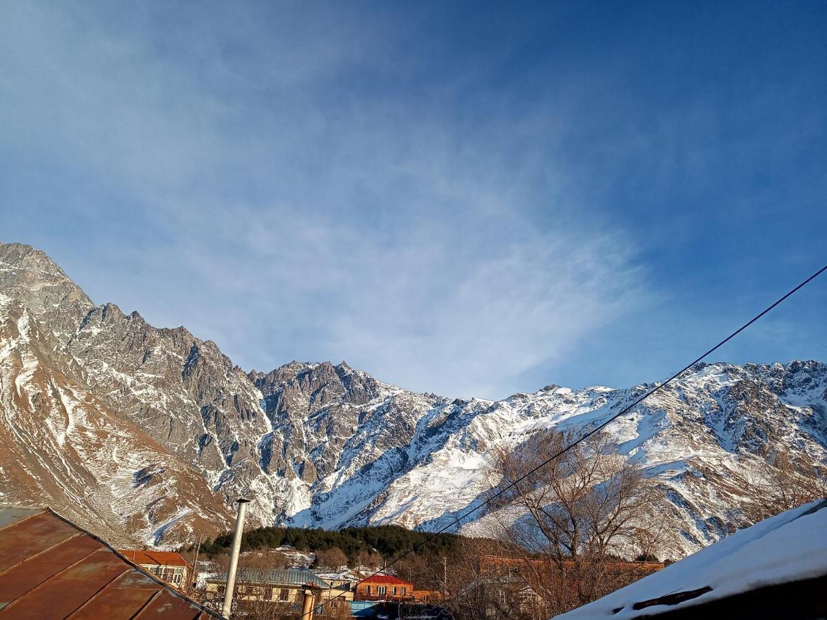 Guest House Sunset Kazbegi Eksteriør bilde