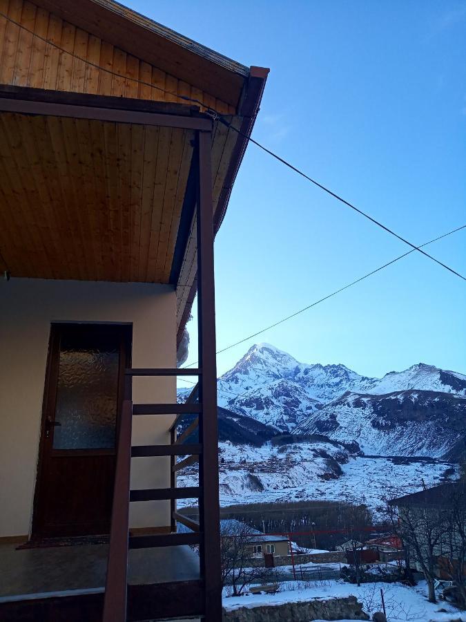 Guest House Sunset Kazbegi Eksteriør bilde