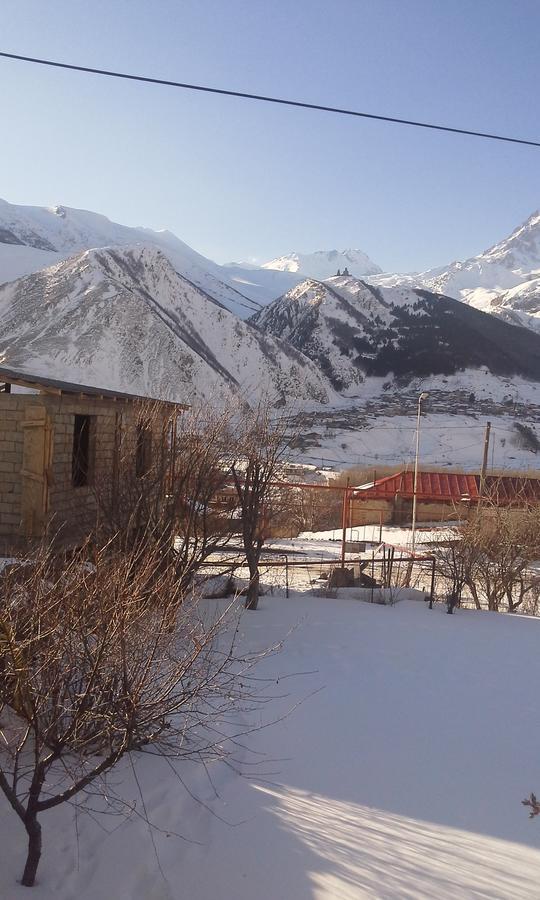 Guest House Sunset Kazbegi Eksteriør bilde